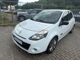 Renault Clio III Night and Day - Renault Clio aus 2011: Night Day