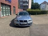 BMW 320i  - BMW 320 aus 2010: 320i