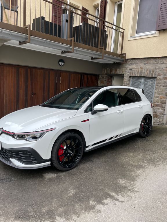 Image of Volkswagen Golf