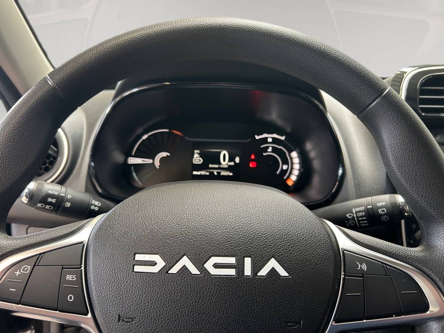 Fahrzeugabbildung Dacia Spring Essential | Klima | ISOFIX | LED