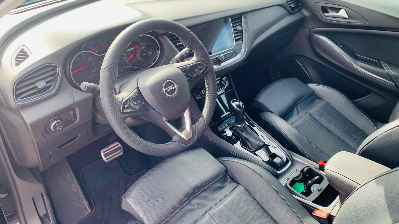 Opel Grandland Leder Navi AHK Sitzbelüft. LED