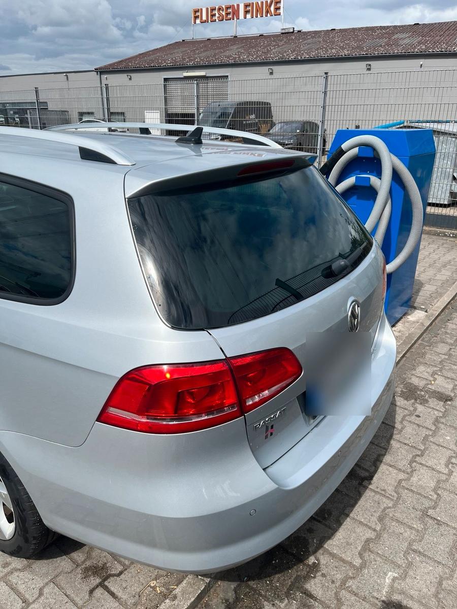 Volkswagen Passat 2012 — photo 6