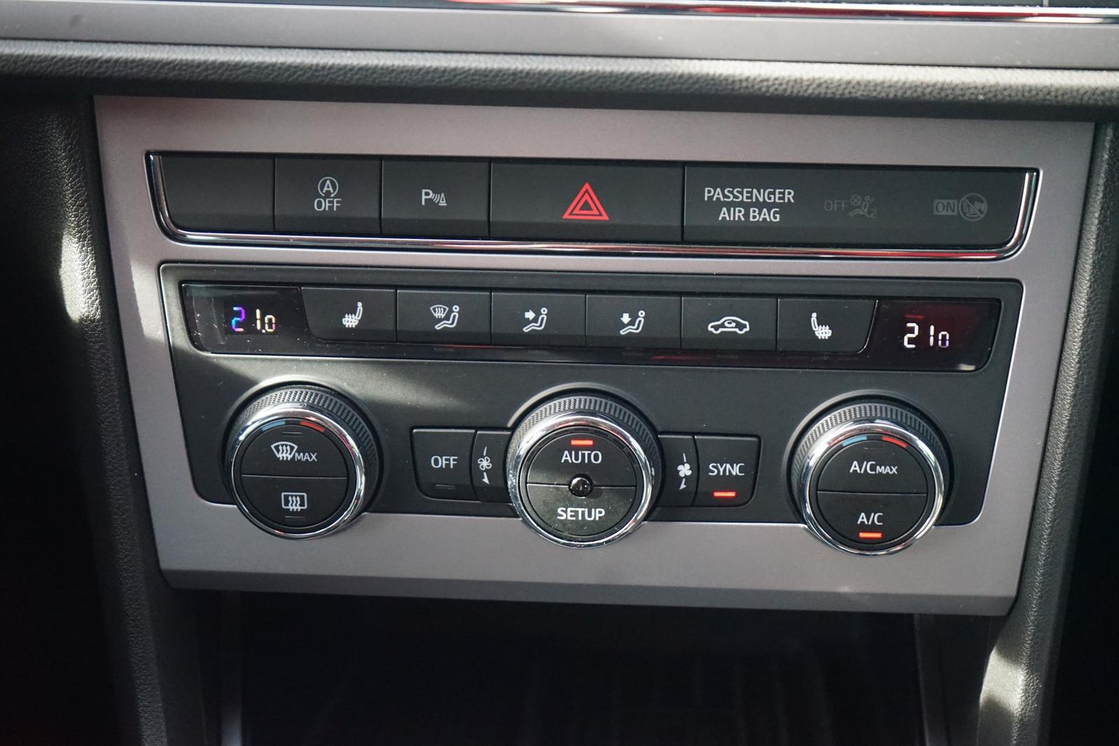 Seat Leon 1.8 Xcellence LED Navi ACC Beats Keyless-Go