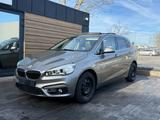 BMW 220 Active Tourer*PANO*CAM*HEAD-UP* - silberne BMW 220 Active Tourer