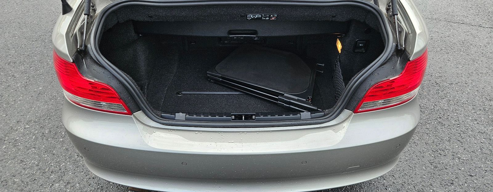 BMW BMW 118i Cabrio E88 VOLL SCHECKHEFT M-Paket I