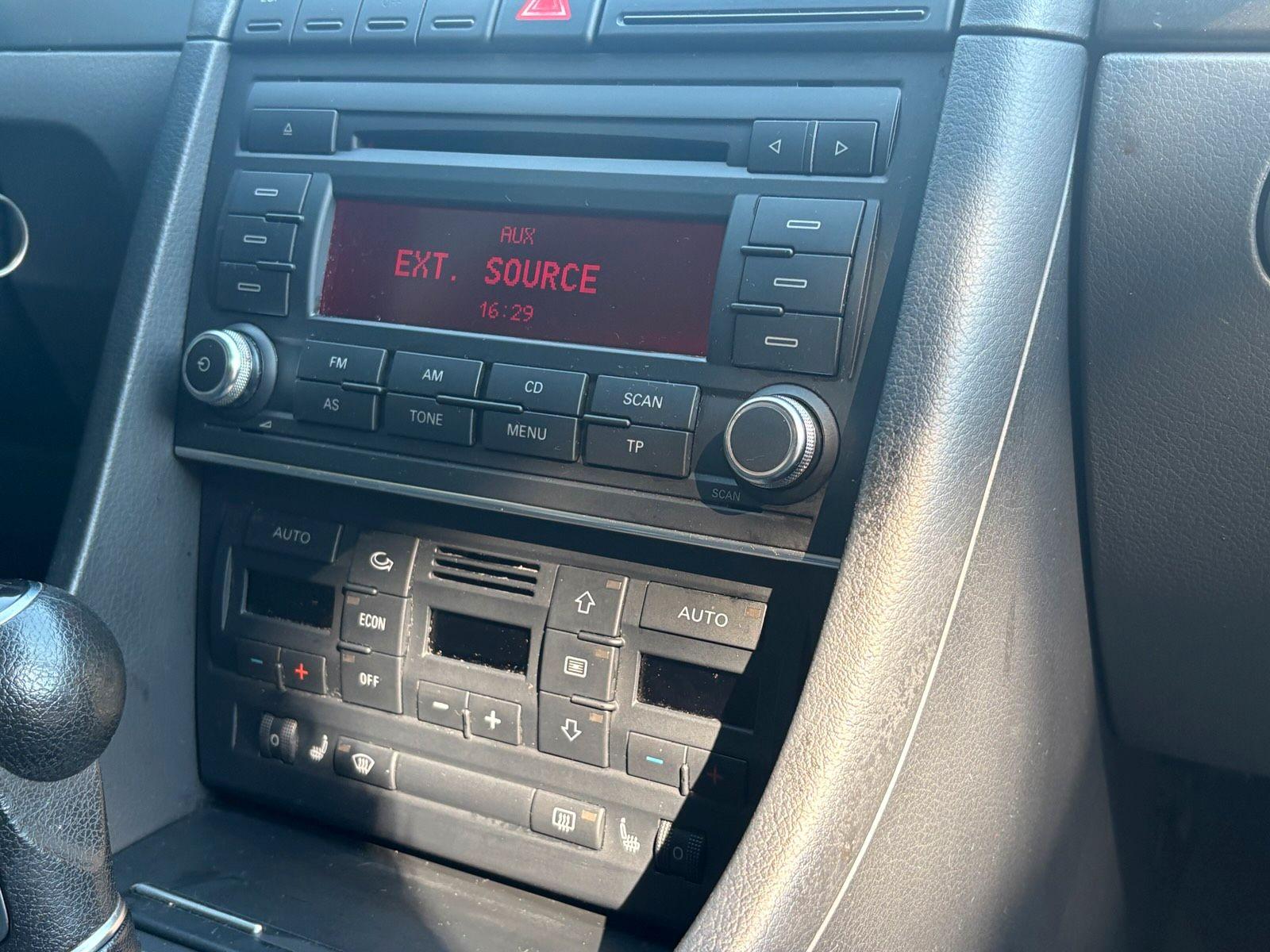 Seat Exeo 2012 — photo 8