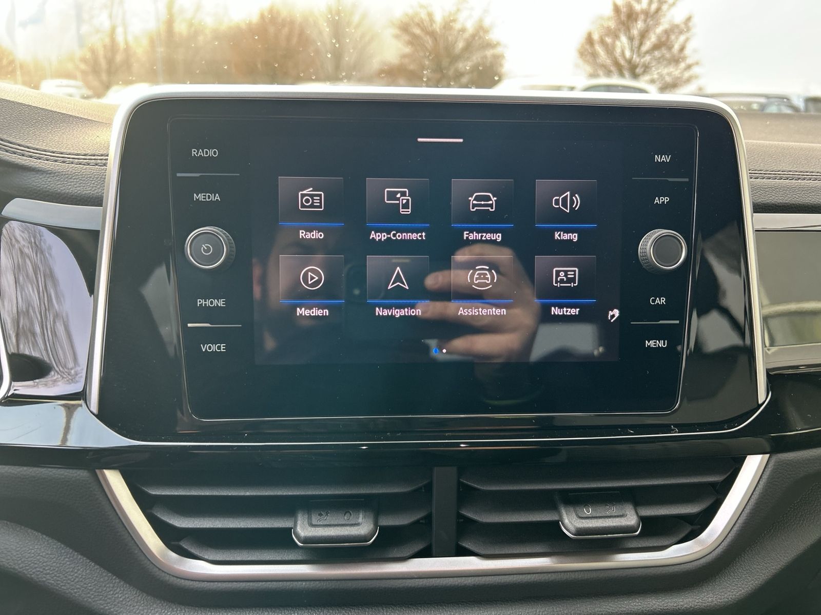 T-Roc R-Line 1.5 l TSI, IQ Drive, Discover Media