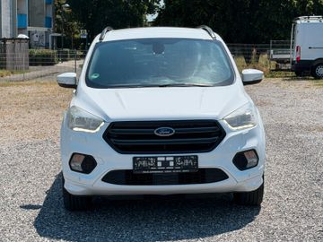 Ford Kuga - 10