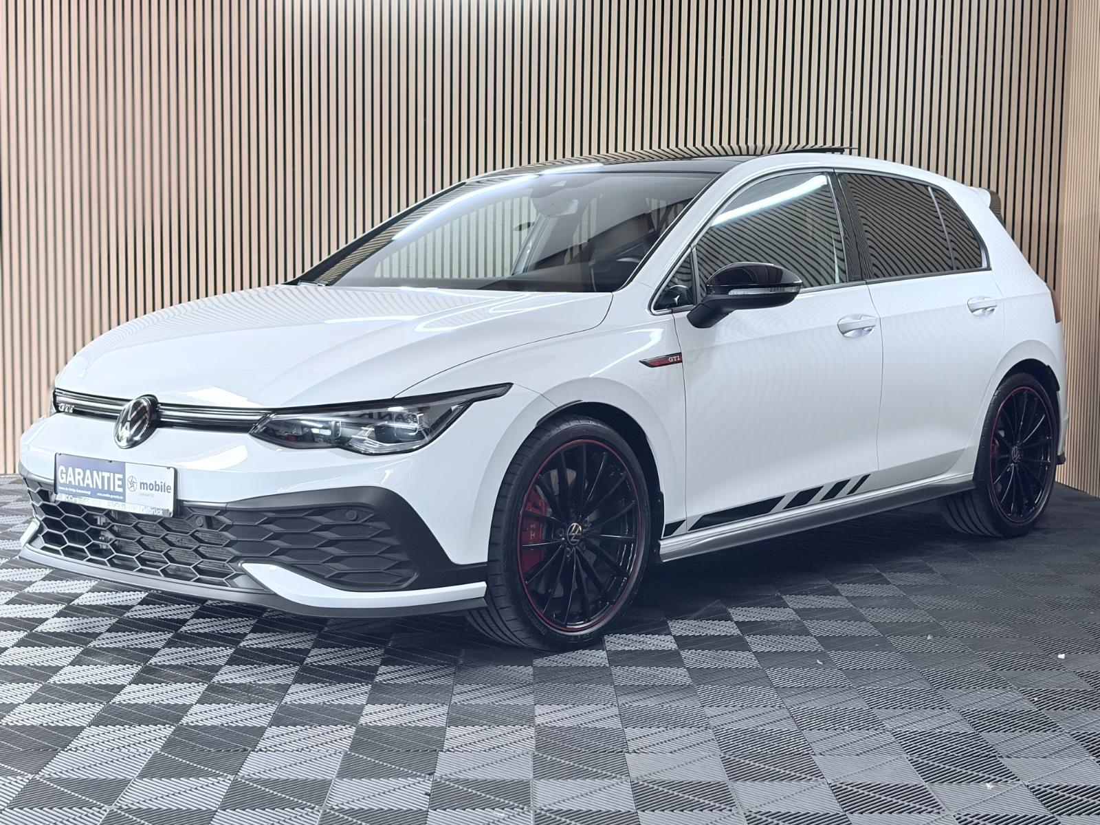Volkswagen Golf VIII Lim. GTI Clubsport Werksgarantie/ Akra