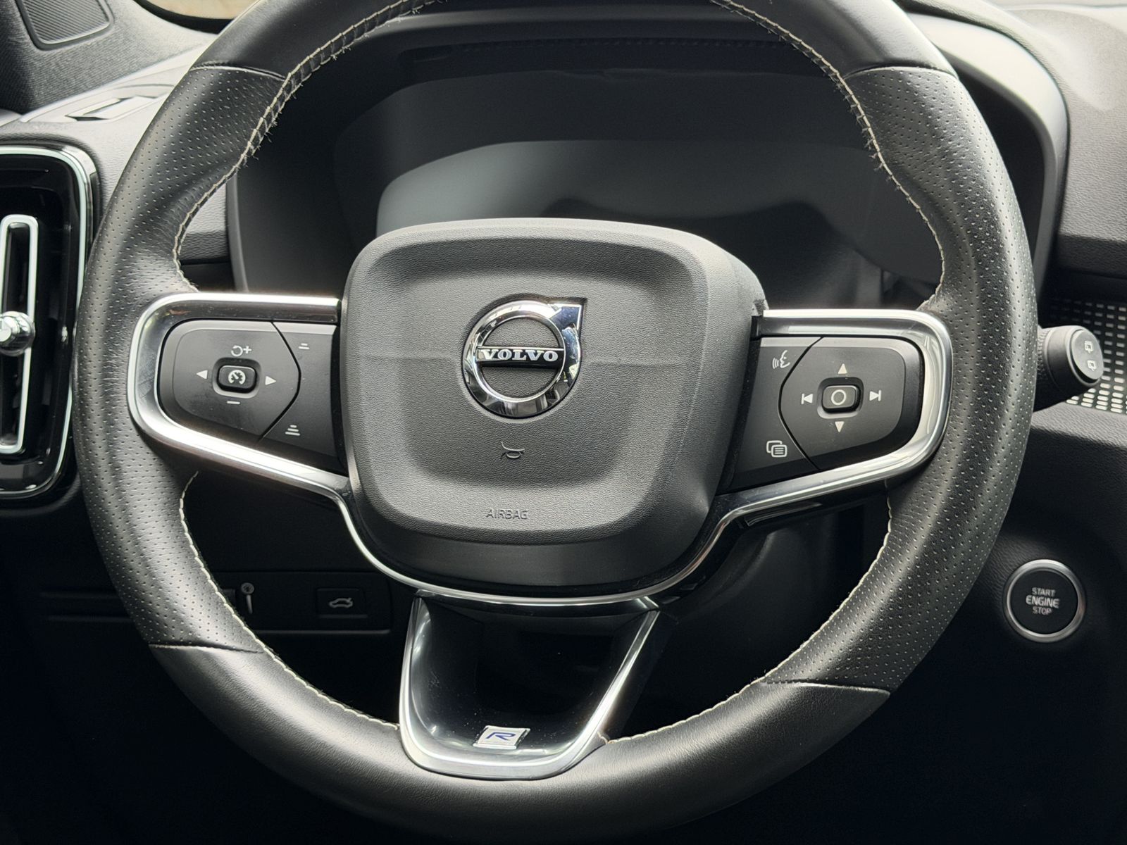 Volvo XC40 R Design AWD LED Navi VirtuelCockit Sensus foto 18