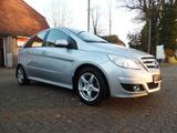 Mercedes-Benz B 180*Automatik*Xenon*Tempomat*Navi - gebrauchte Mercedes-Benz B 180 aus dem Jahr 2009