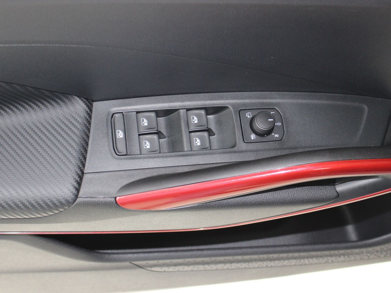 Fahrzeugabbildung SKODA Fabia 1.0 TSI Monte Carlo /Cam/LED/App