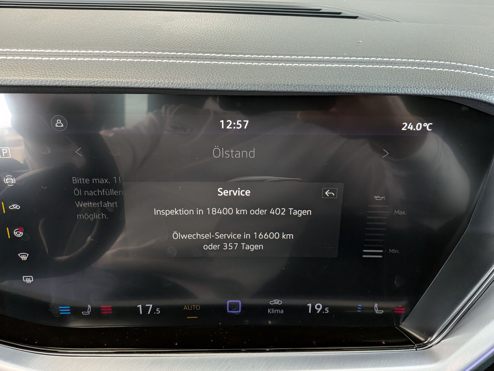 Fahrzeugabbildung Volkswagen Touareg 3.0TDI 4M R-Line VOLL Black 22" UPE 114T