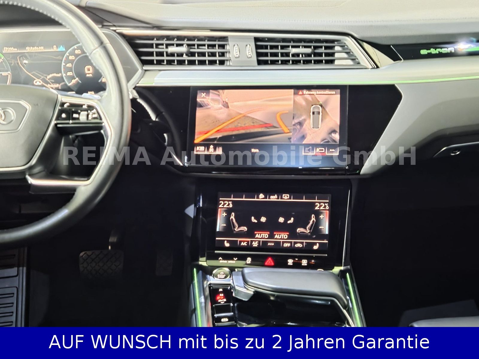 Fahrzeugabbildung Audi e-tron 55 quattro advanced, AHK, Virtual, ACC