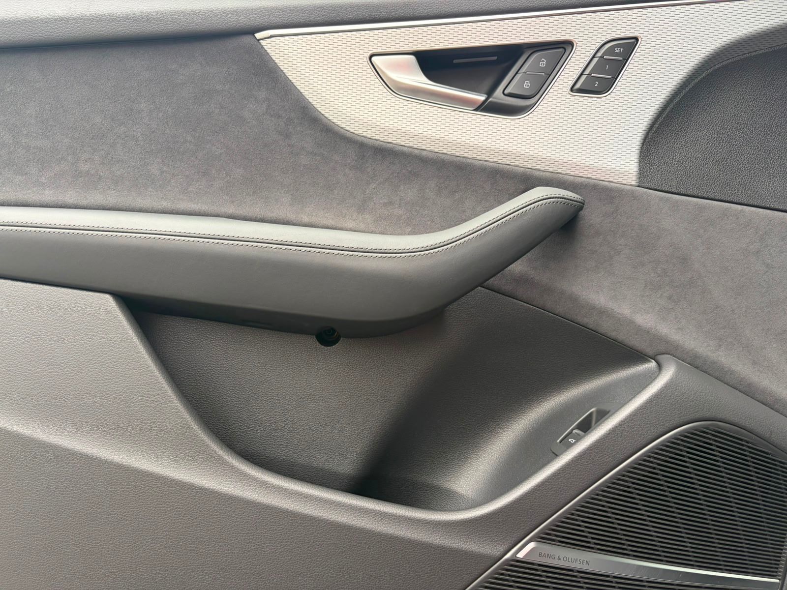 Audi RSQ8 - Bild 10