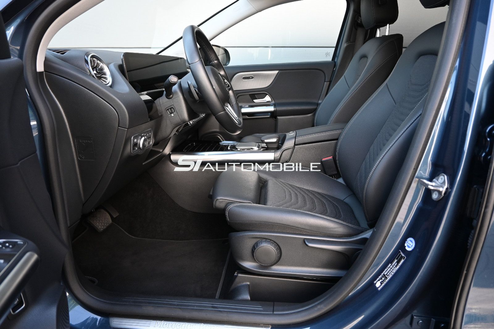 Fahrzeugabbildung Mercedes-Benz GLA 200 d Aut.  Progressive °Night-Paket°AHK°