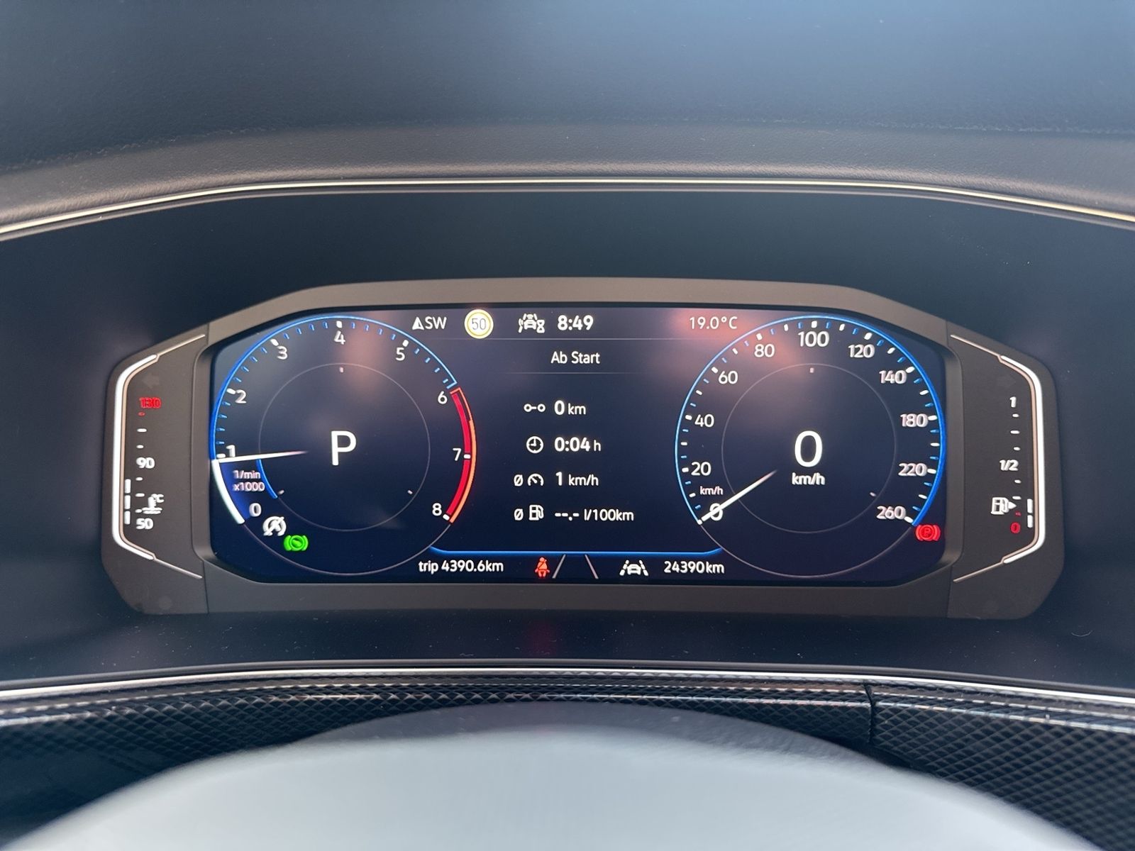 T-Cross 1.5 TSI R-Line, Navi, RearView, ACC, Key