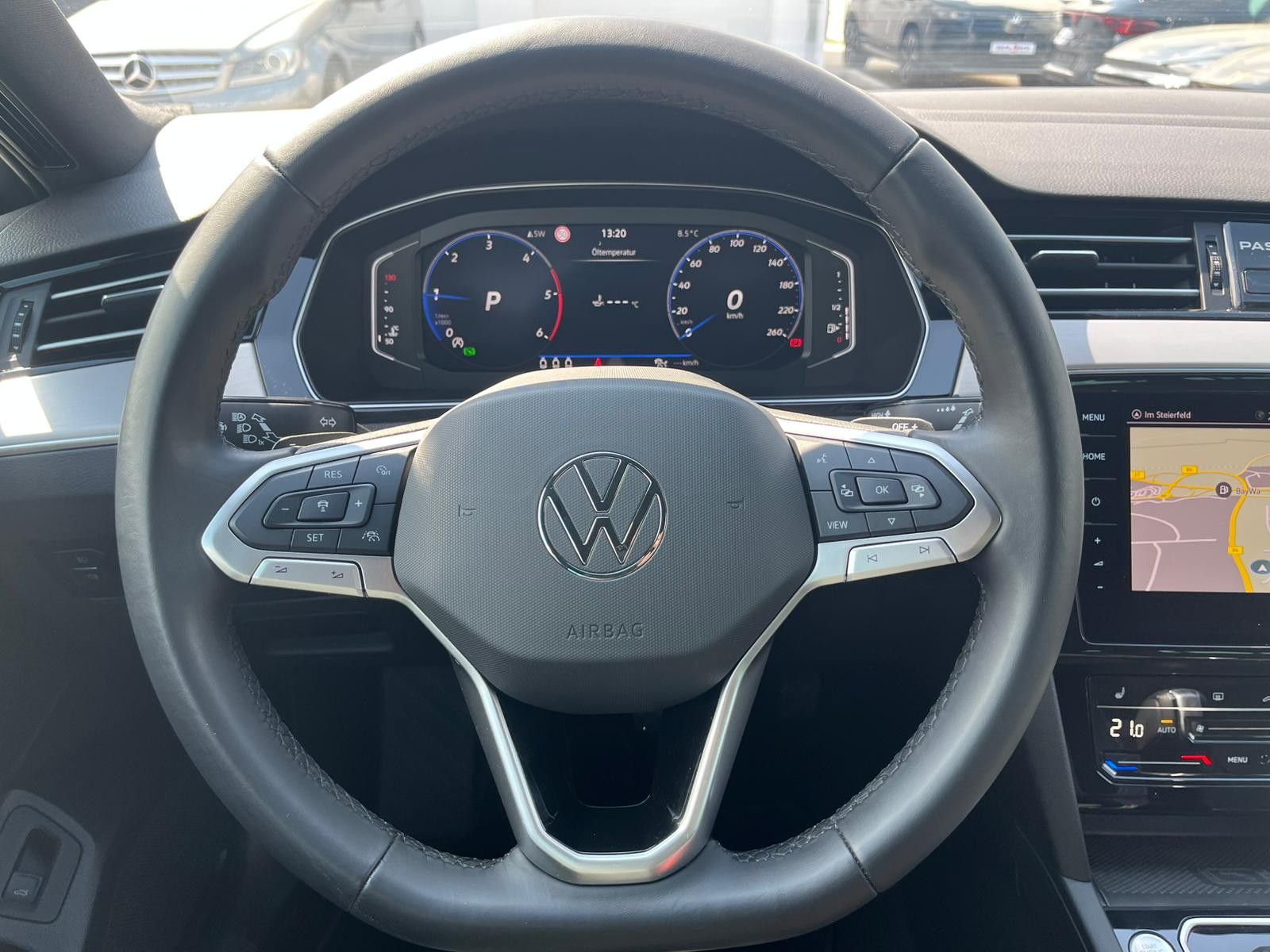 Fahrzeugabbildung Volkswagen Passat 2.0 TDI DSG Elegance MATRIX*AHK*ALCANTARA