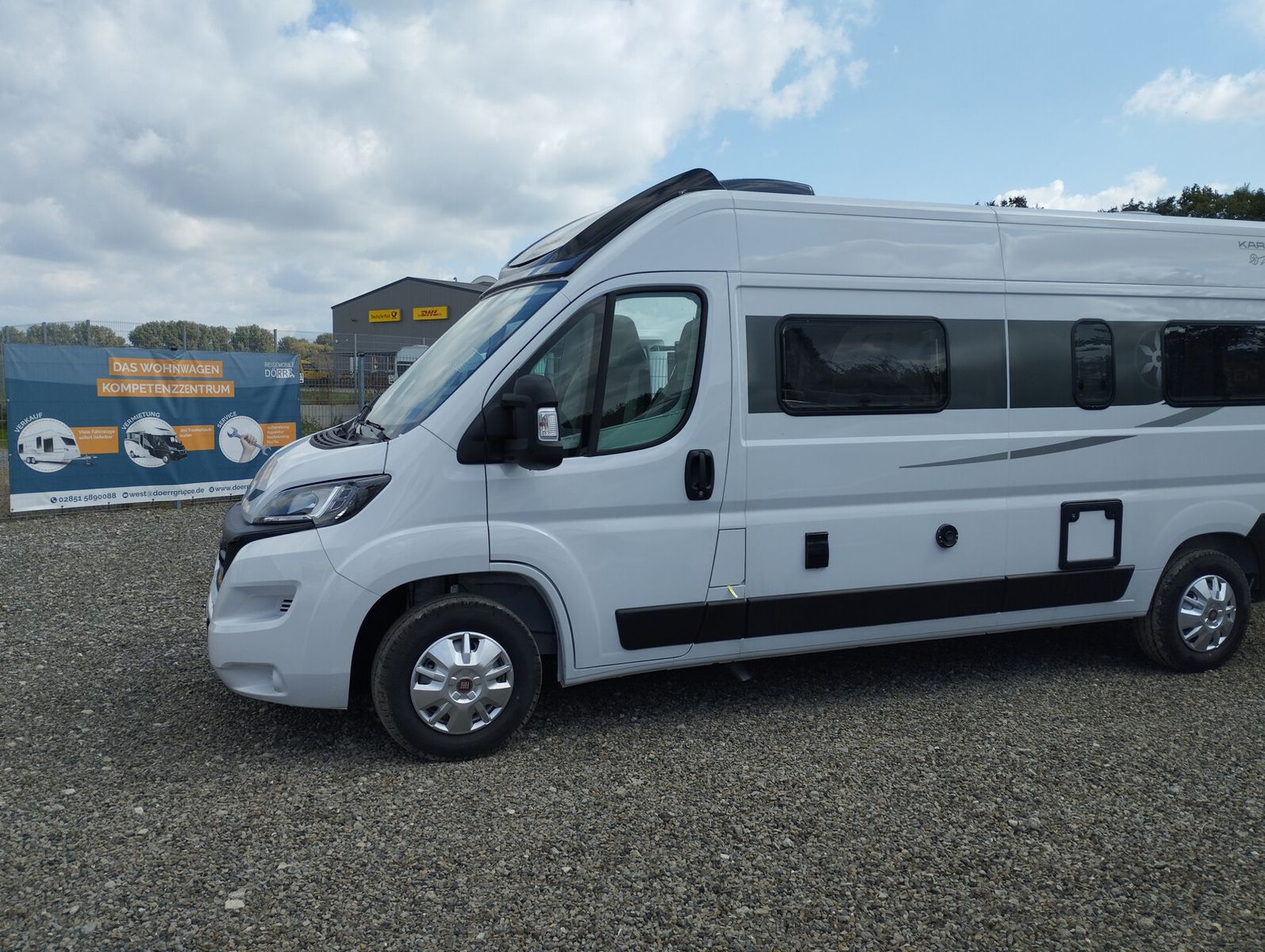Fahrzeugabbildung Karmann Davis Lifestyle DA 590 LS Panorama Dachfenster