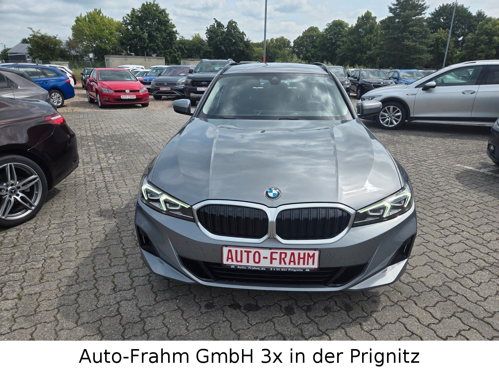 BMW 320 3 Touring 320 d xDrive LED NAVI foto 10