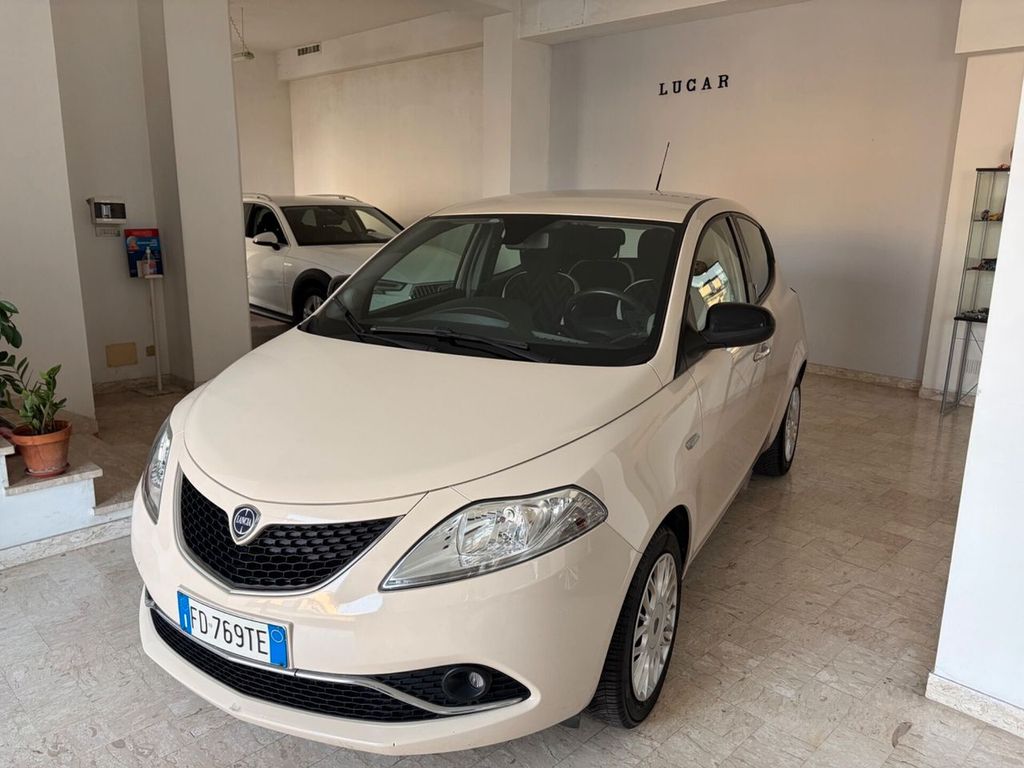 Image of Lancia Ypsilon