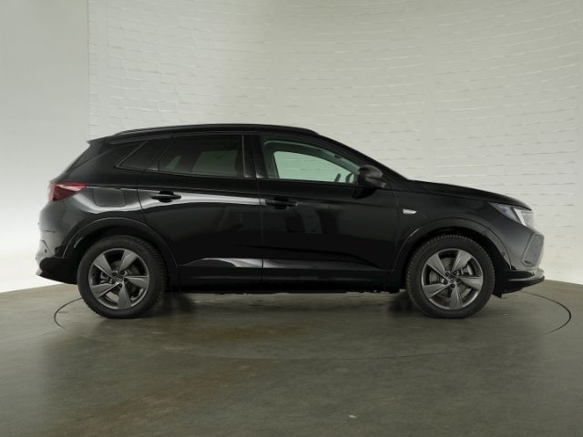 Grandland GSe 4X4 PHEV AT+AHK+NAVI+360 GRAD KAME