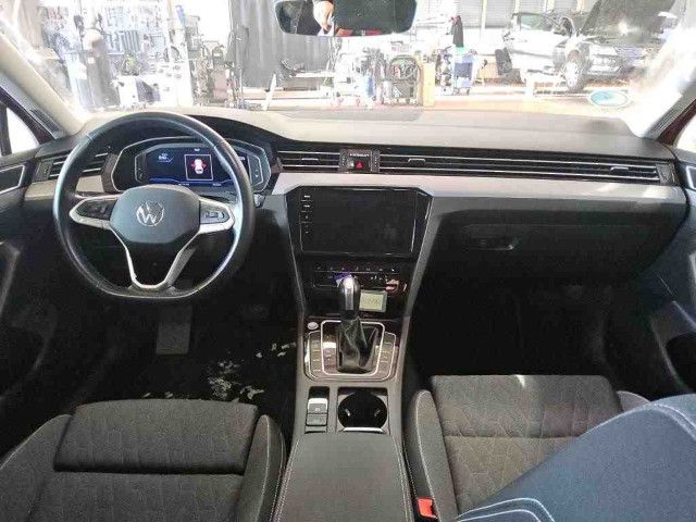 Volkswagen Passat Variant - Bild 8
