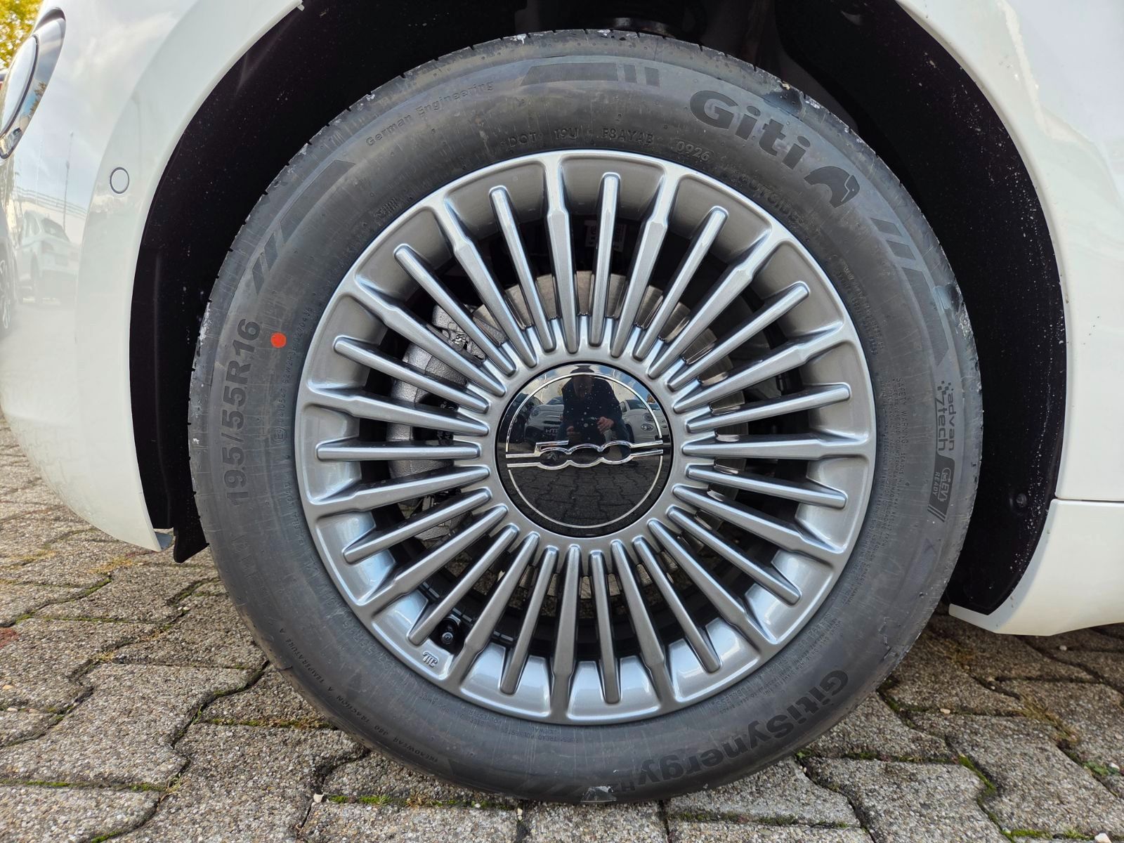 Fiat 500e - Bild 15