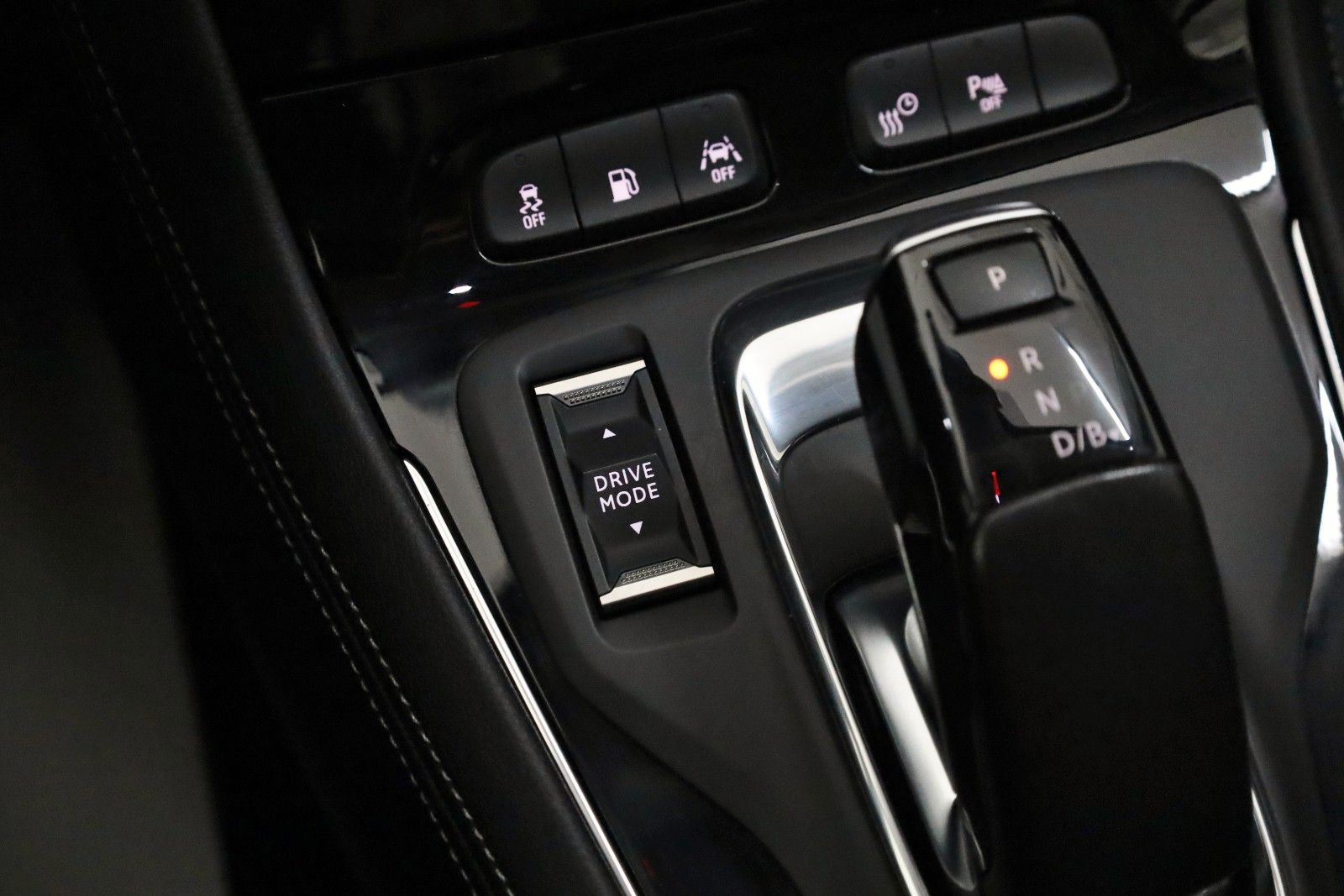 Fahrzeugabbildung Opel Grandland X Innovation Leder,Navi,LED,ACC,AHK