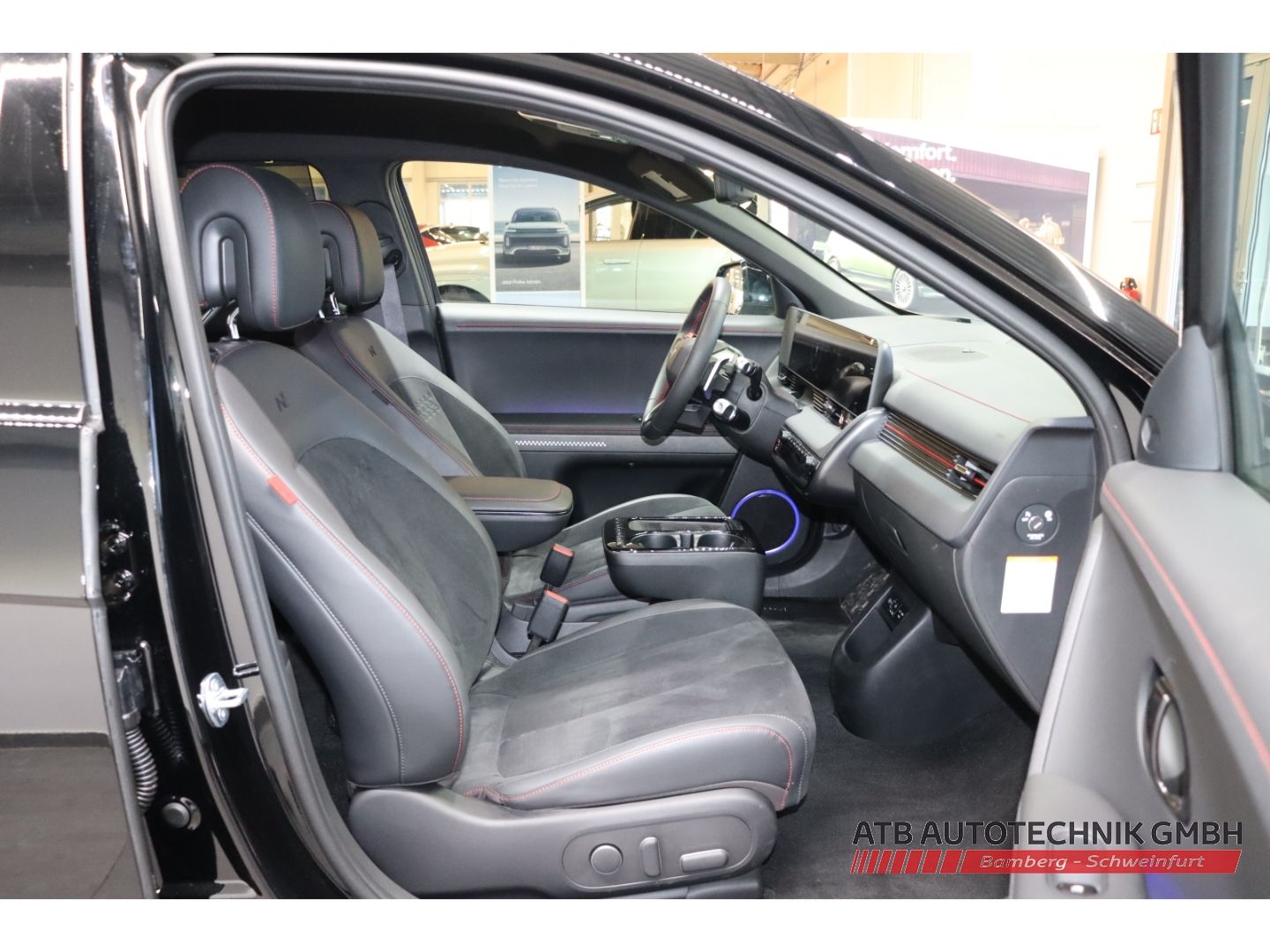 Fahrzeugabbildung Hyundai IONIQ 5 MY26 N-Line X 84 kWh 4WD 325 PS Park- +