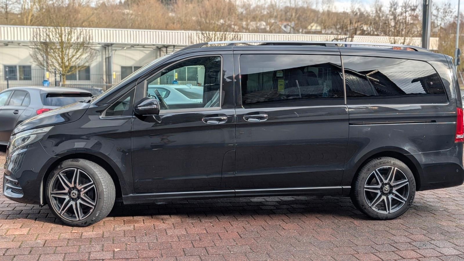 Mercedes-Benz V 300d Lang,4Matik,AMG-Line,Panorama,Leder,360KA
