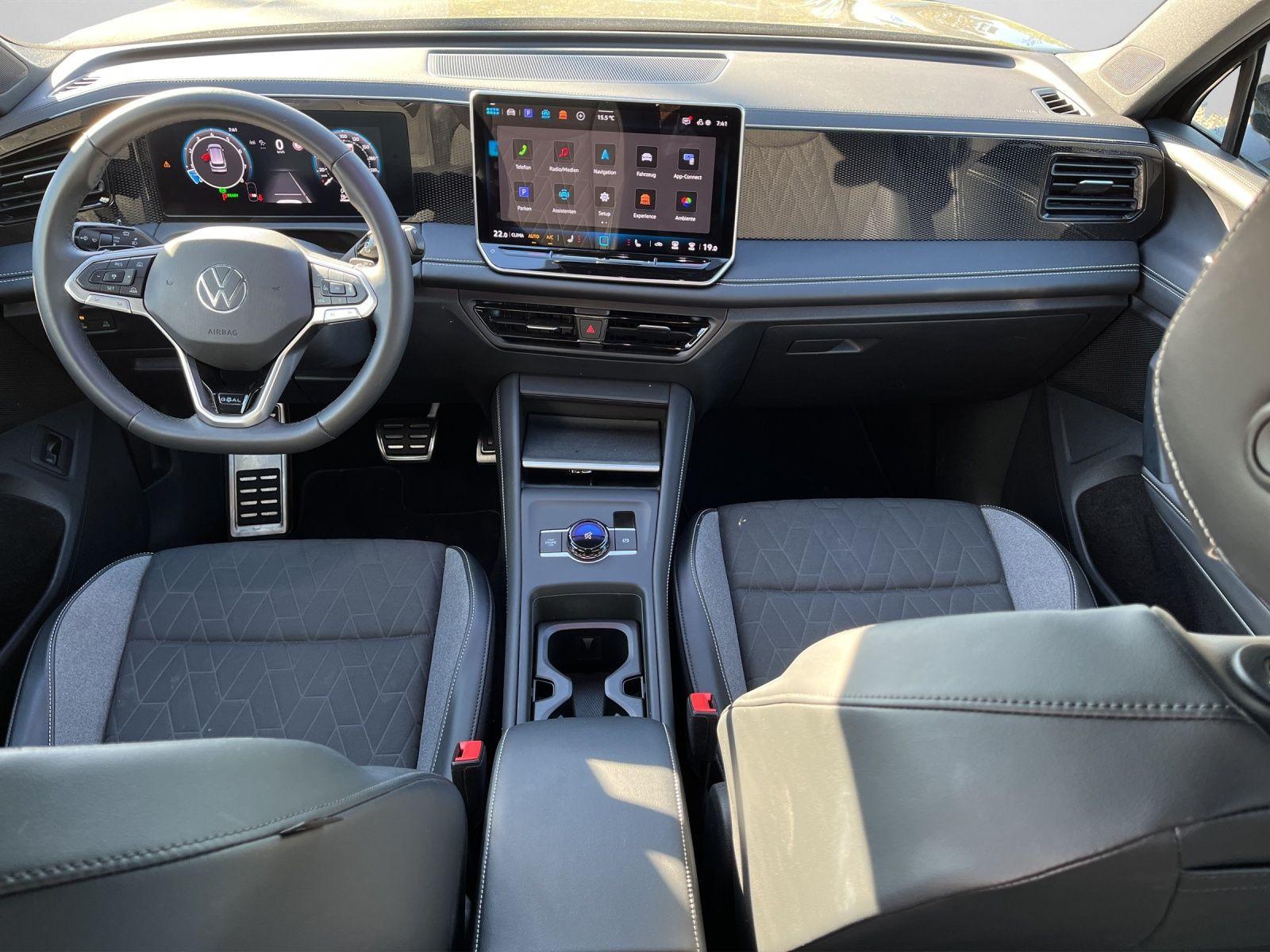 Volkswagen Tiguan 1.5 eTSI DSG Goal Pano+360°+Navi+App+Sitz