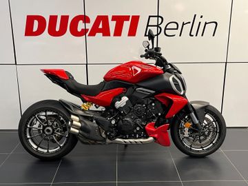 Ducati Diavel V4 viel Zubehör