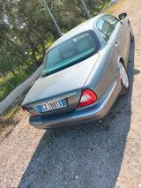 Jaguar XJ 2.7 D V6 cat Executive - Jaguar XJ Executive mit Diesel-Antrieb