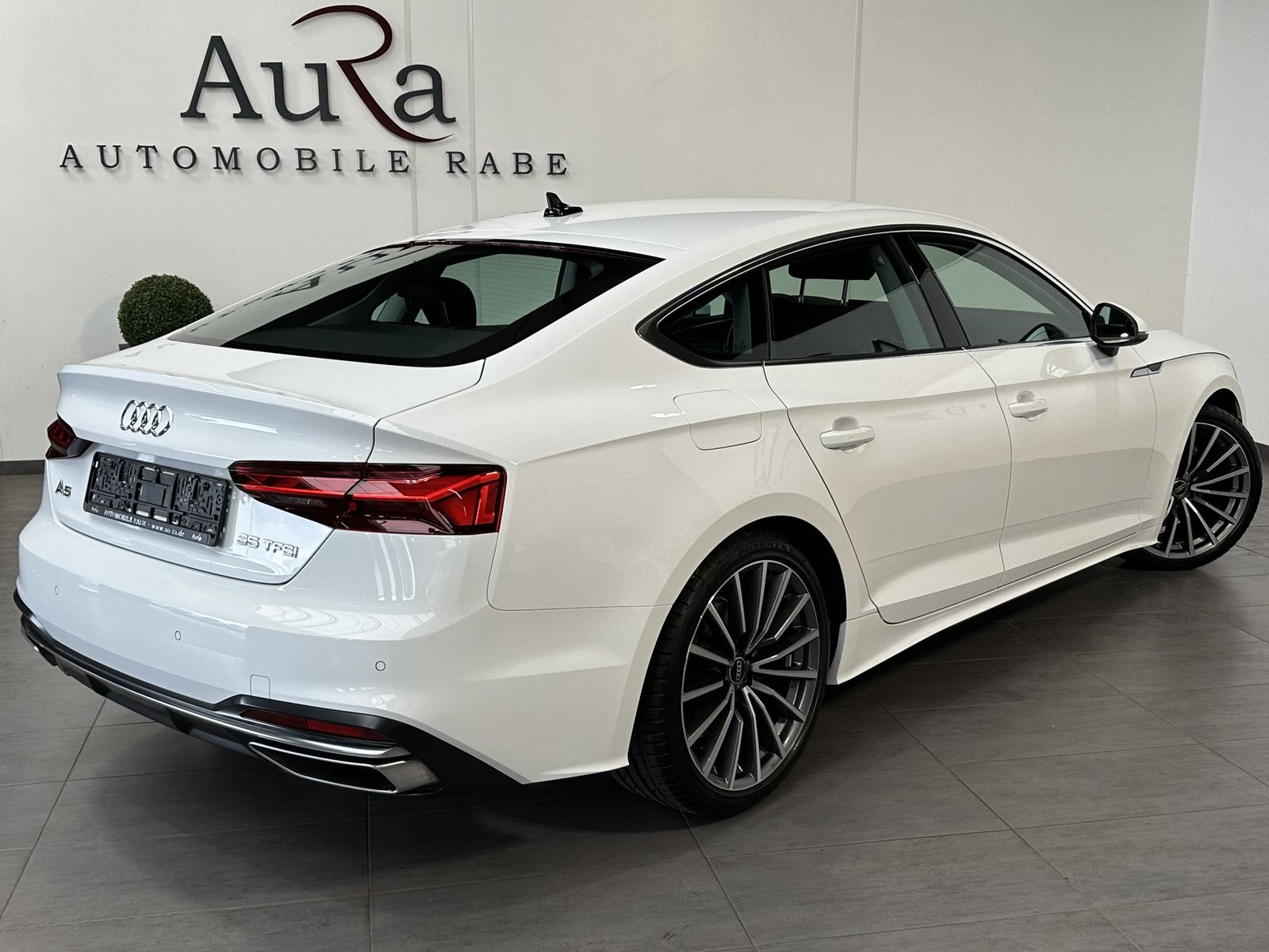 Fahrzeugabbildung Audi A5 SpB 35 TFSI Advanced NAV+LED+DAB+CARPLAY+19ZO