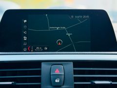 BMW 118i*Voll-S-Heft*LED*PDC*Leder*Automatik*Keyless