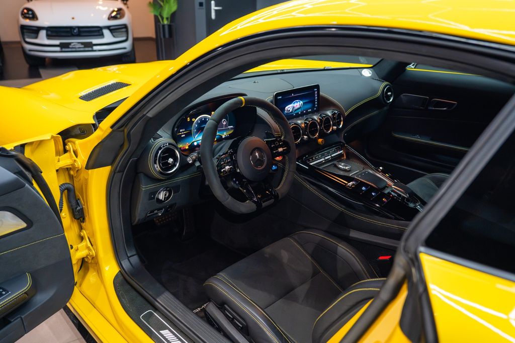 MERCEDES-BENZ AMG GT R*KERAMIK*BURM*MEMORY*CARBON*TRACK-PACK* MERCEDES-BENZ AMG GT R*KERAMIK*BURM*MEMORY*CARBON*TRACK-PACK*