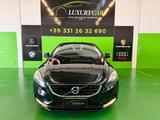 Volvo V40 T2 Summum - Volvo V40: Summum
