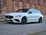 Mercedes-Benz CLA 35 AMG Shooting Brake Mercedes-AMG CLA 3...