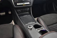 MERCEDES-BENZ A 250 Sport~AMG~Automatik~Navi~Business~LED MERCEDES-BENZ A 250 Sport~AMG~Automatik~Navi~Business~LED