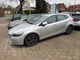 Volvo V40 D4 Auto Momentum 190PS Euro6 *Navi*guter Zus - Volvo V40 in Hamburg