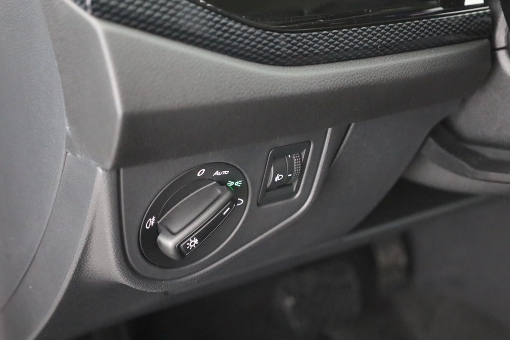 VOLKSWAGEN Polo 2026