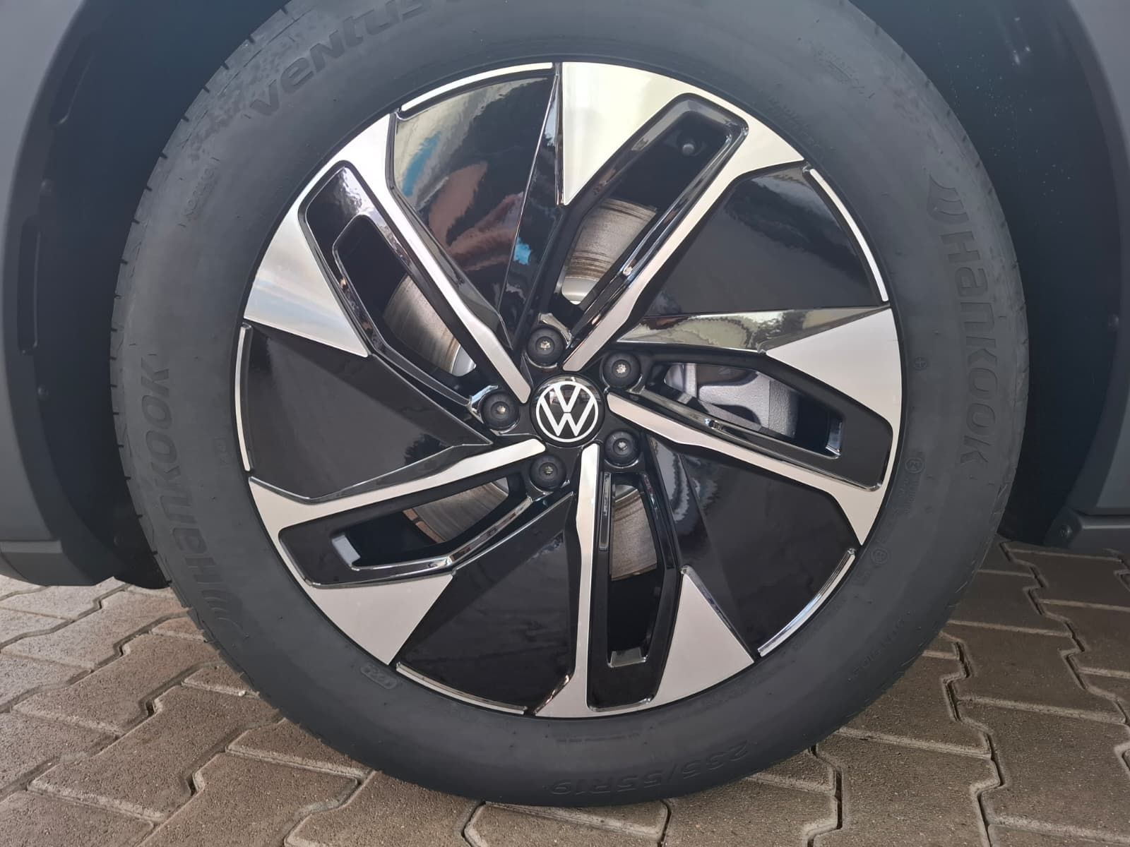 Fahrzeugabbildung Volkswagen ID.4 Pro Energy +ACC +IQ.Light +AHK + Wärmepumpe