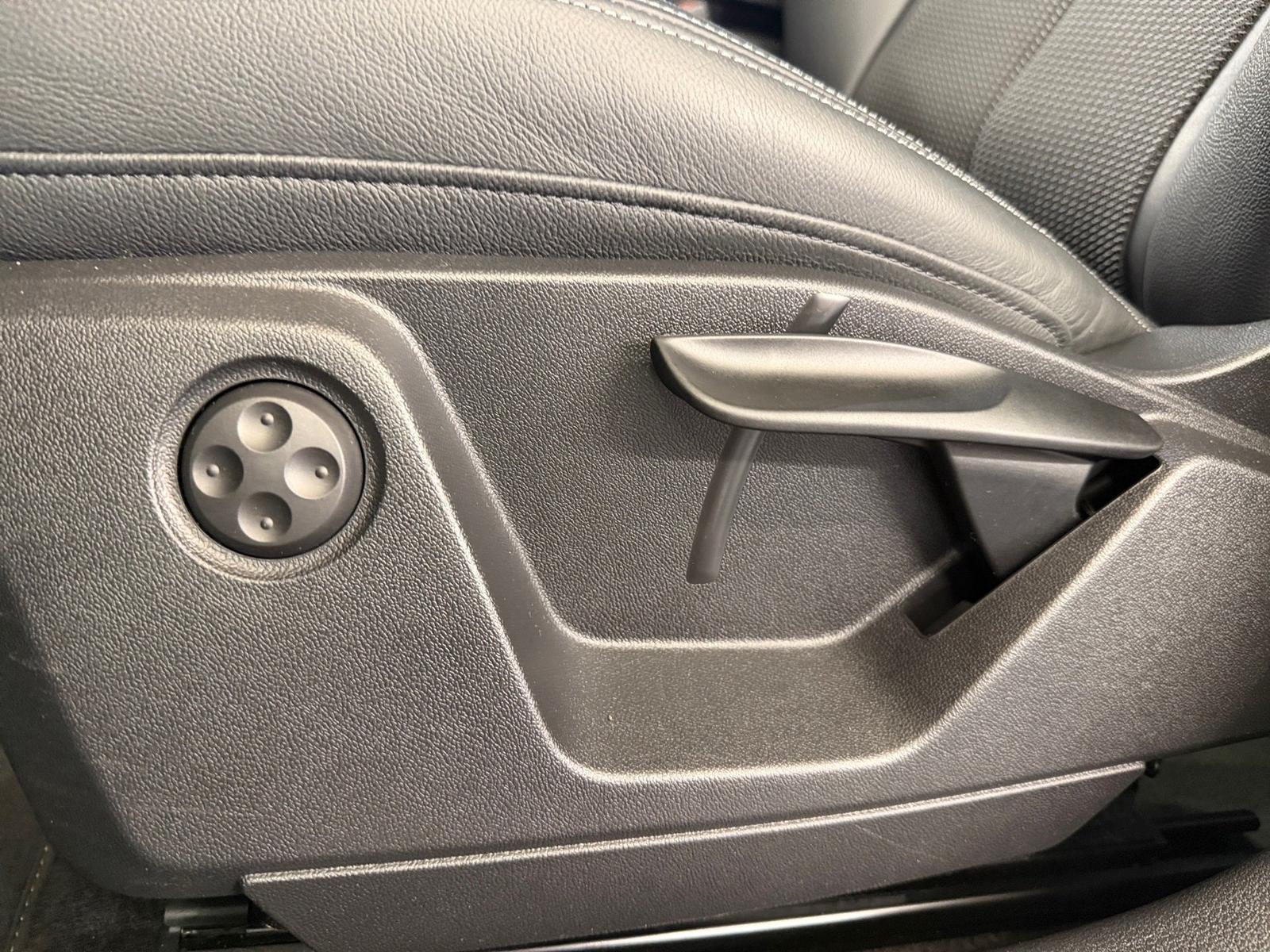 Audi SQ2 quattro *BLACKSTYLE*PANO*SHZ*SONOS*MATRIX*, миниатюра 8