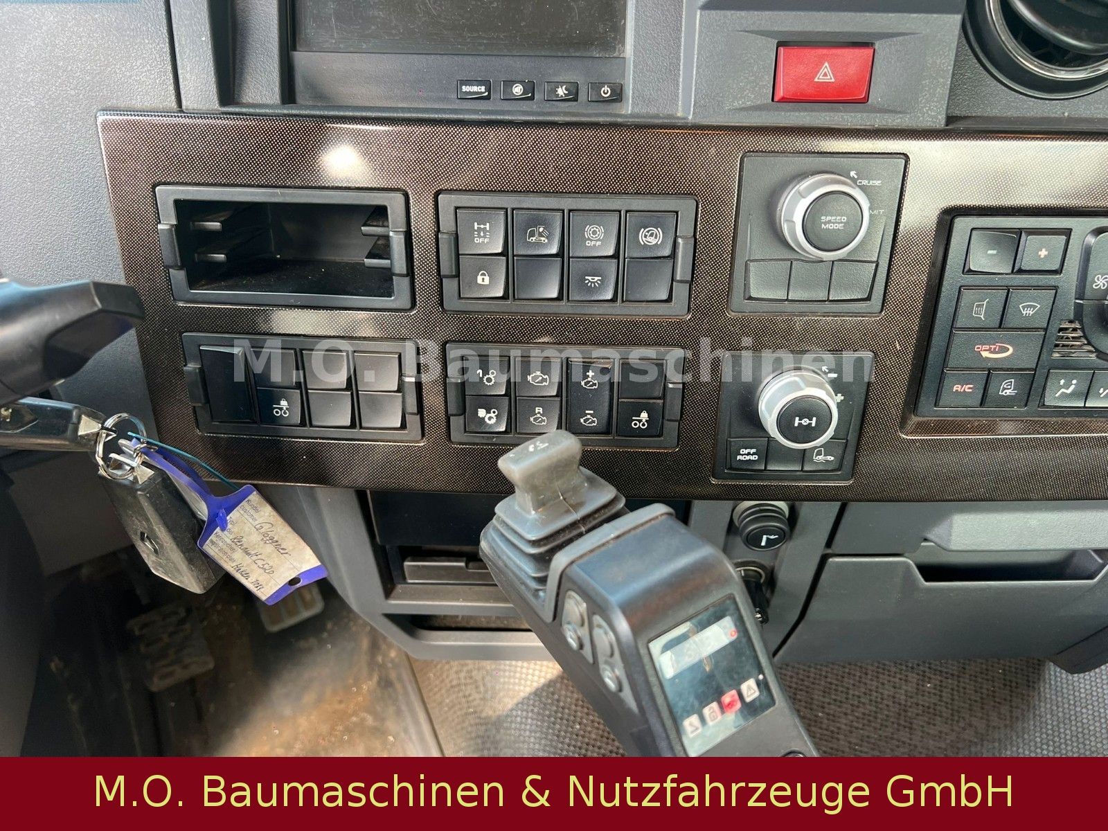 Fahrzeugabbildung Renault C 520/Hiab Multilift XR26Z65 - P- IC2B / 10x4//