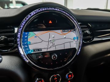 MINI Cooper SE - 12