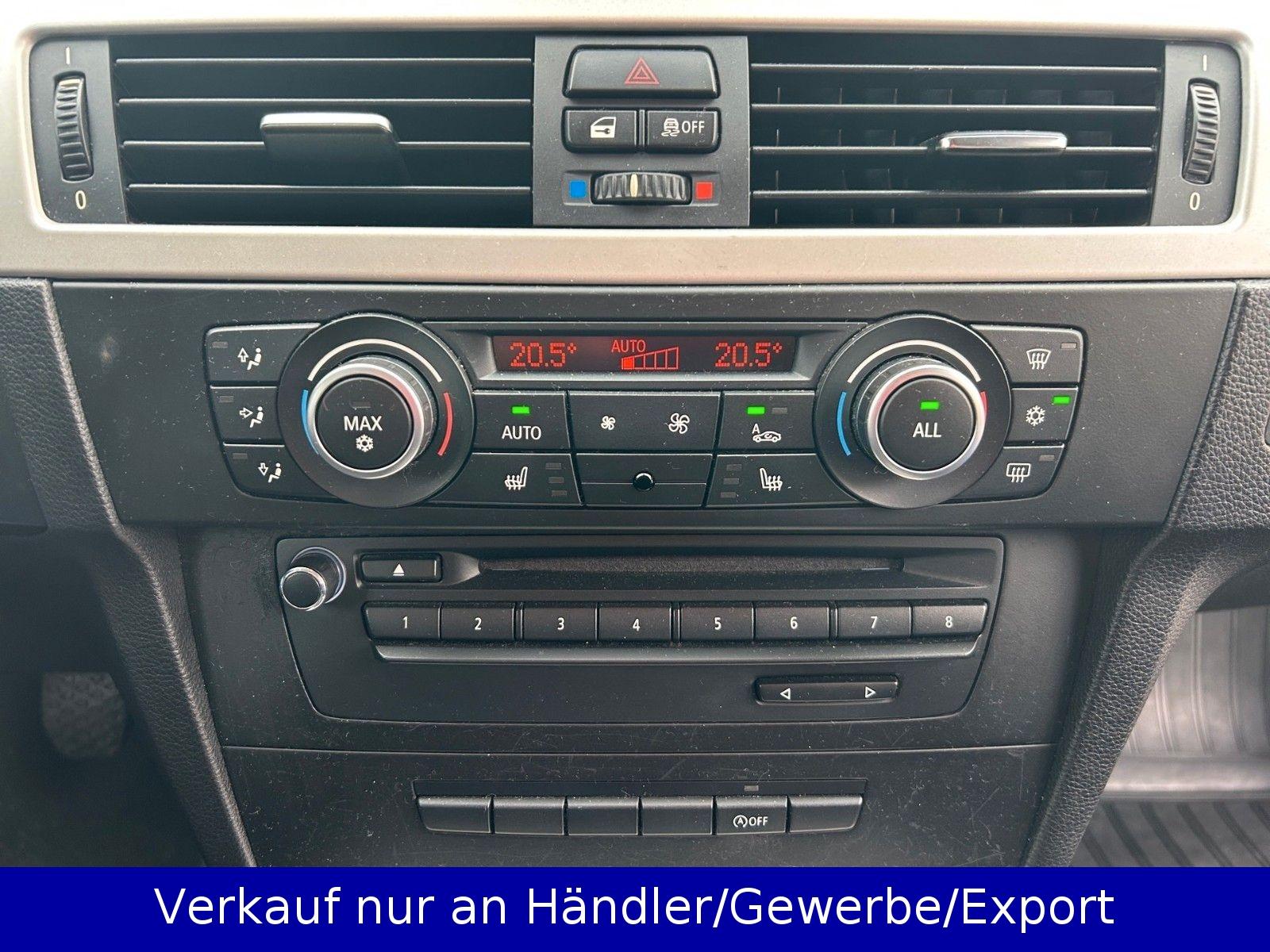 BMW 320 2011 — photo 13