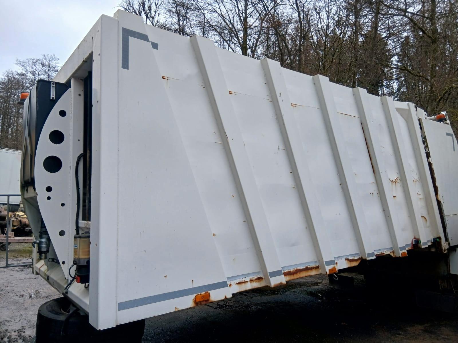 Mercedes-Benz Faun Powerpress 524