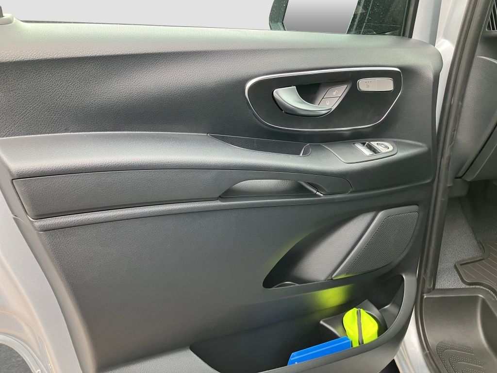 Fahrzeugabbildung Mercedes-Benz Vito 119 CDI 4x4 Mixto Lang AHK*Navi*Standh.*360