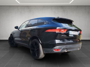 Jaguar F-Pace - 4